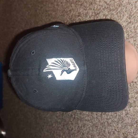 MLS New Era 9Twenty Minnesota United Soccer Embroidered Strapback Black Hat OS - Picture 2 of 10